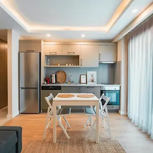  Aparthotel Local House
